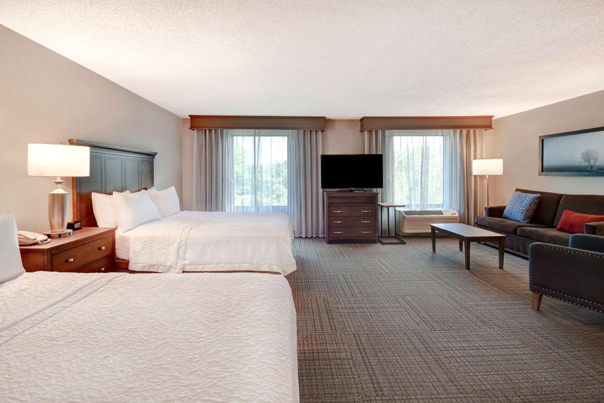 Hampton Inn & Suites Alexandria Old Town Area South Bagian luar foto