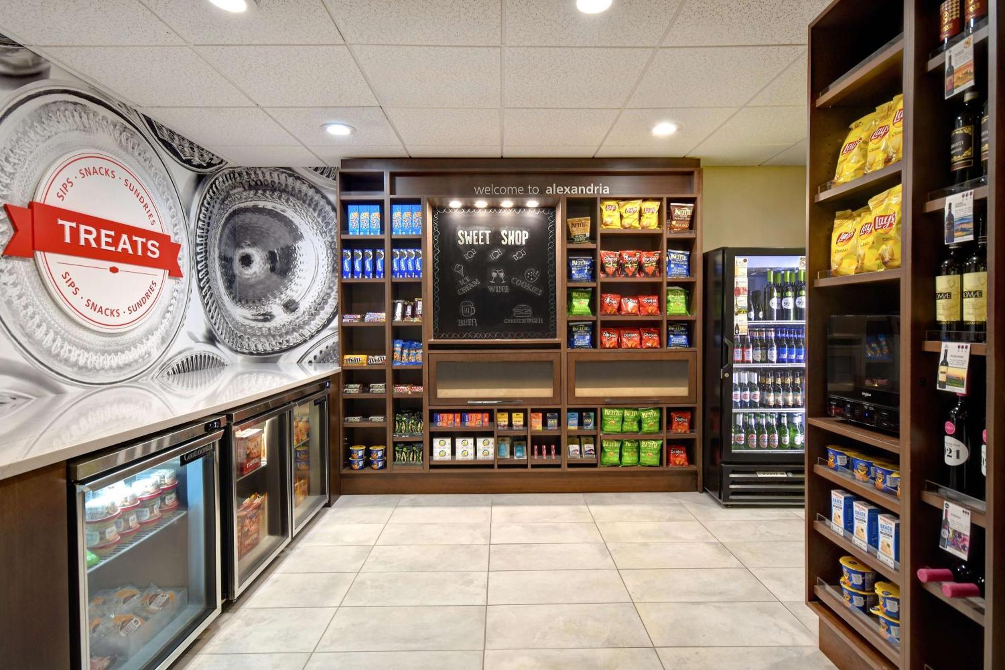 Hampton Inn & Suites Alexandria Old Town Area South Bagian luar foto