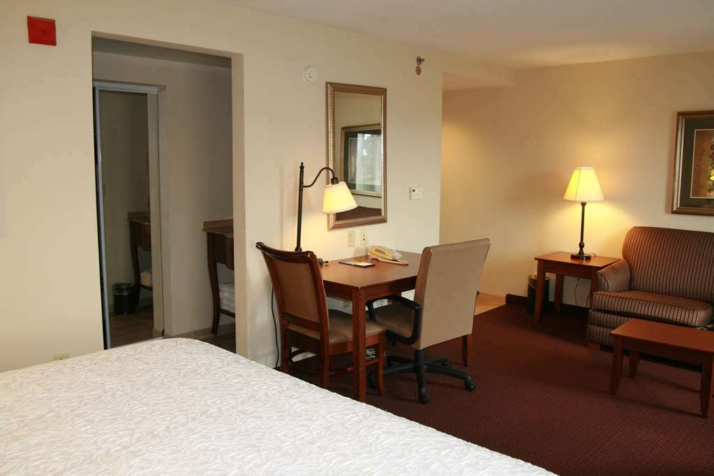 Hampton Inn & Suites Alexandria Old Town Area South Ruang foto